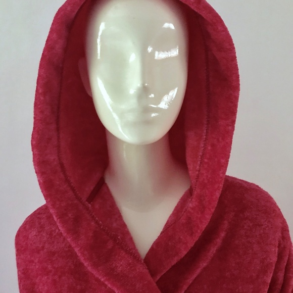 Ultra Beauty Bright Pink Short Robe - Picture 7 of 10